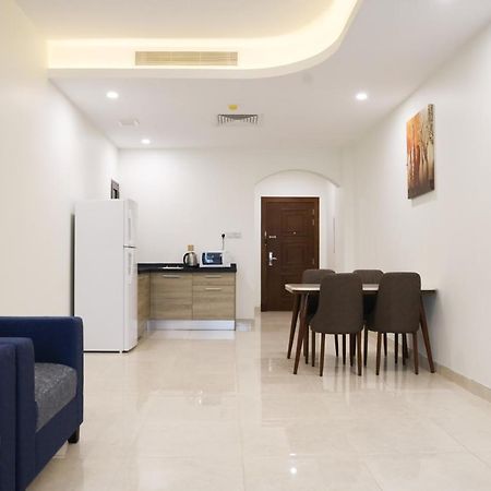 مبيت الخبر للأجنحة الفندقية Al Khobar Ngoại thất bức ảnh