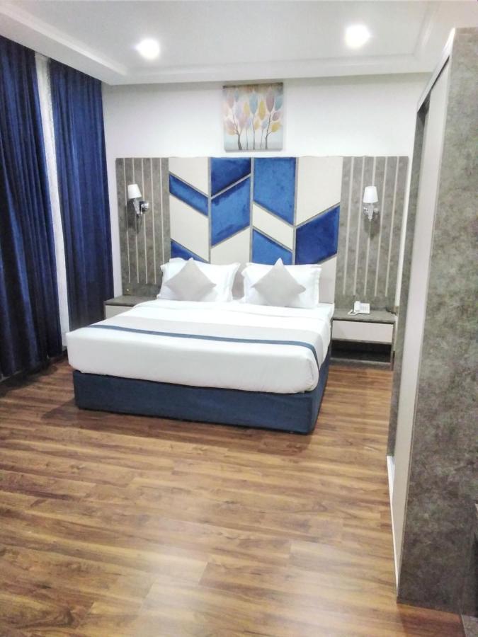 مبيت الخبر للأجنحة الفندقية Al Khobar Ngoại thất bức ảnh