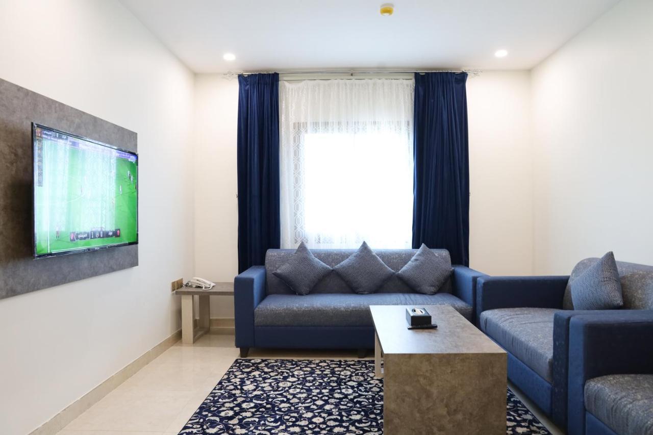 مبيت الخبر للأجنحة الفندقية Al Khobar Ngoại thất bức ảnh
