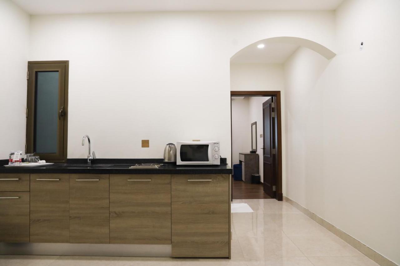 مبيت الخبر للأجنحة الفندقية Al Khobar Ngoại thất bức ảnh