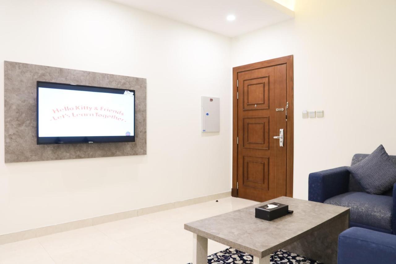 مبيت الخبر للأجنحة الفندقية Al Khobar Ngoại thất bức ảnh